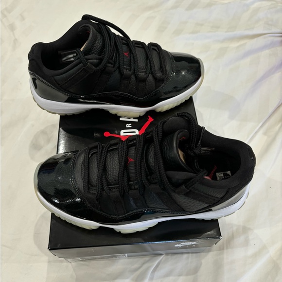 Air Jordan 11 retro low - Picture 2 of 12